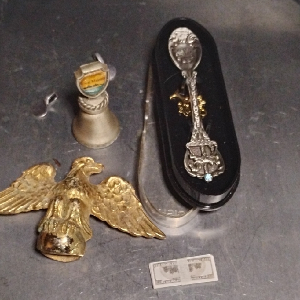 Gold and Silver Eagle Figurine Set